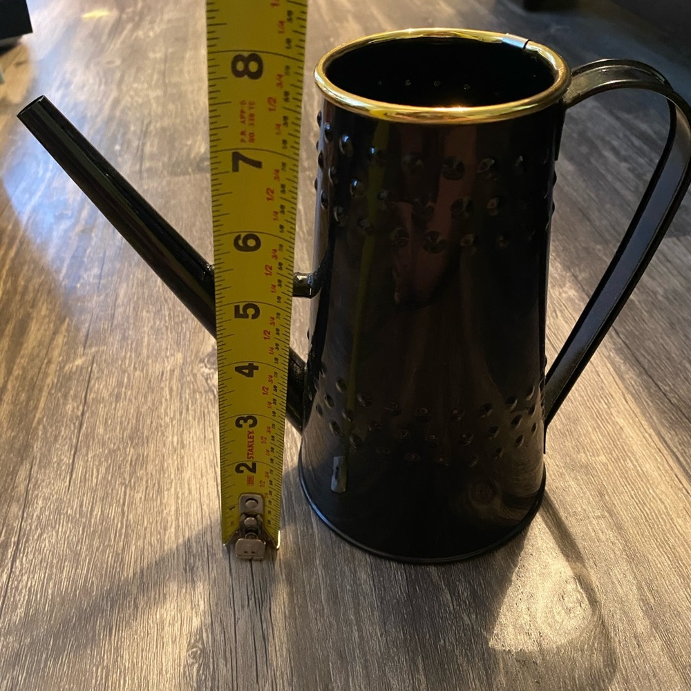 Decorative watering can - Picture 2 of 3